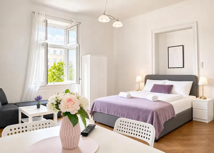 Cozy 2br Apt, Near Akh Hospital-ideal For Short & Longstay Apartment
