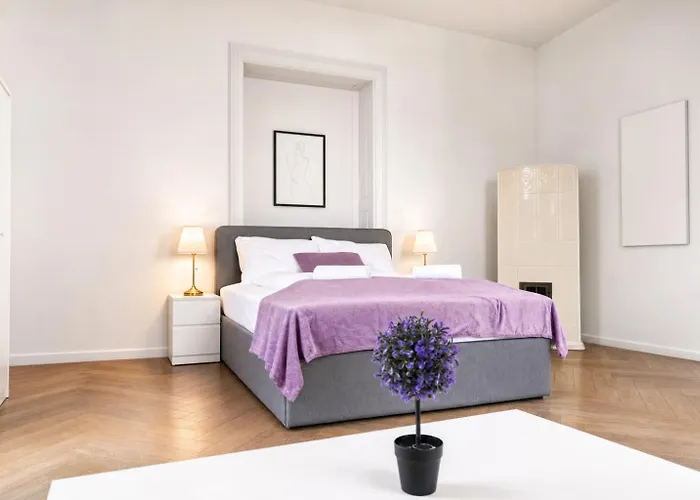 Apartment Cozy 2br Apt, Near Akh Hospital-ideal For Short & Longstay *